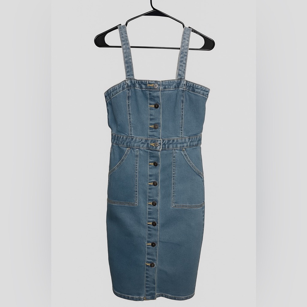 SLY Jeans blue denim button-front midi dress with pockets and straps. Size XXS